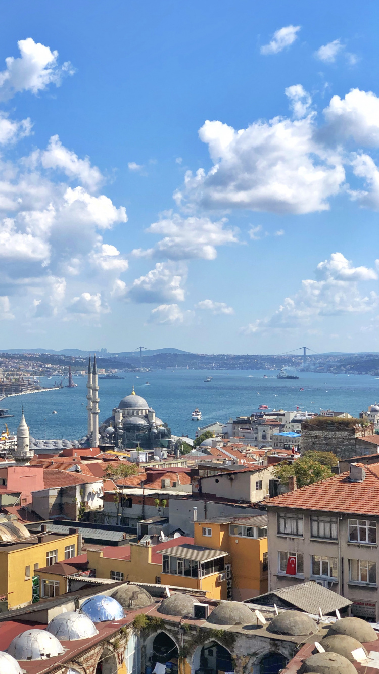 Dach, Haus, Cumulus, Meer, Küste. Wallpaper in 750x1334 Resolution