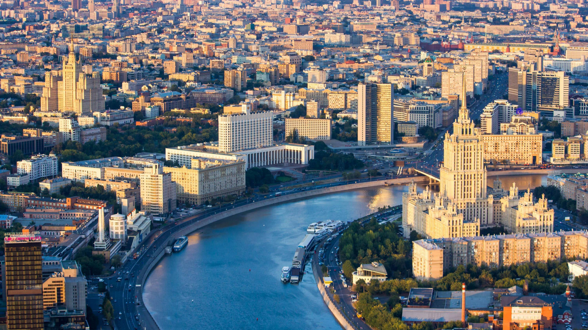 Vue Aérienne Des Bâtiments de la Ville Pendant la Journée. Wallpaper in 1920x1080 Resolution