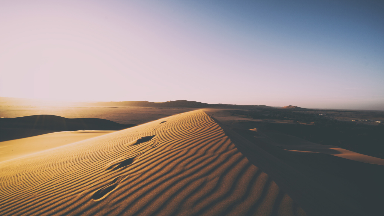 Dunes de Sable Brun Pendant la Journée. Wallpaper in 1280x720 Resolution