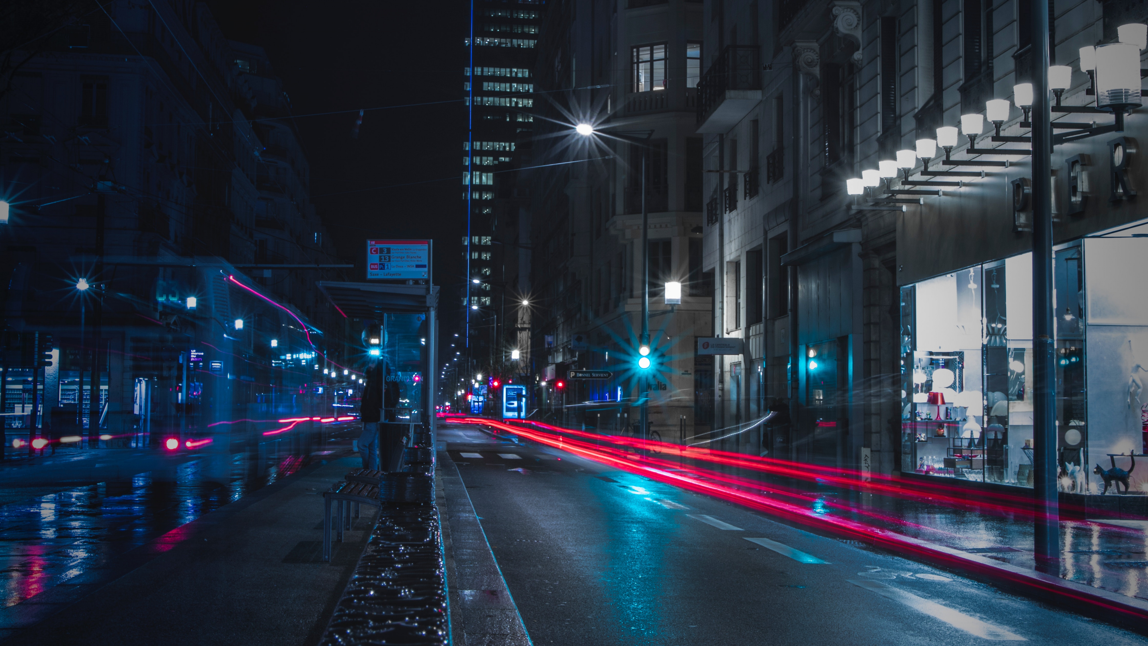 Cars on Road Between Buildings During Night Time. Wallpaper in 3840x2160 Resolution