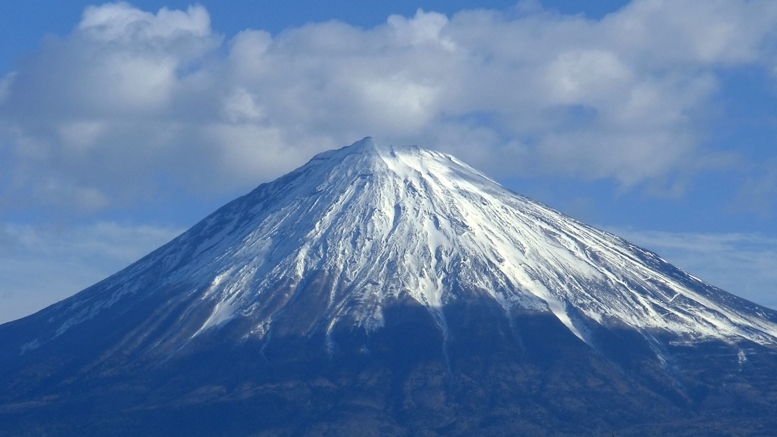 富士山, 多山的地貌, 成层, 死火山, 火山的地貌 壁纸 2560x1440 允许