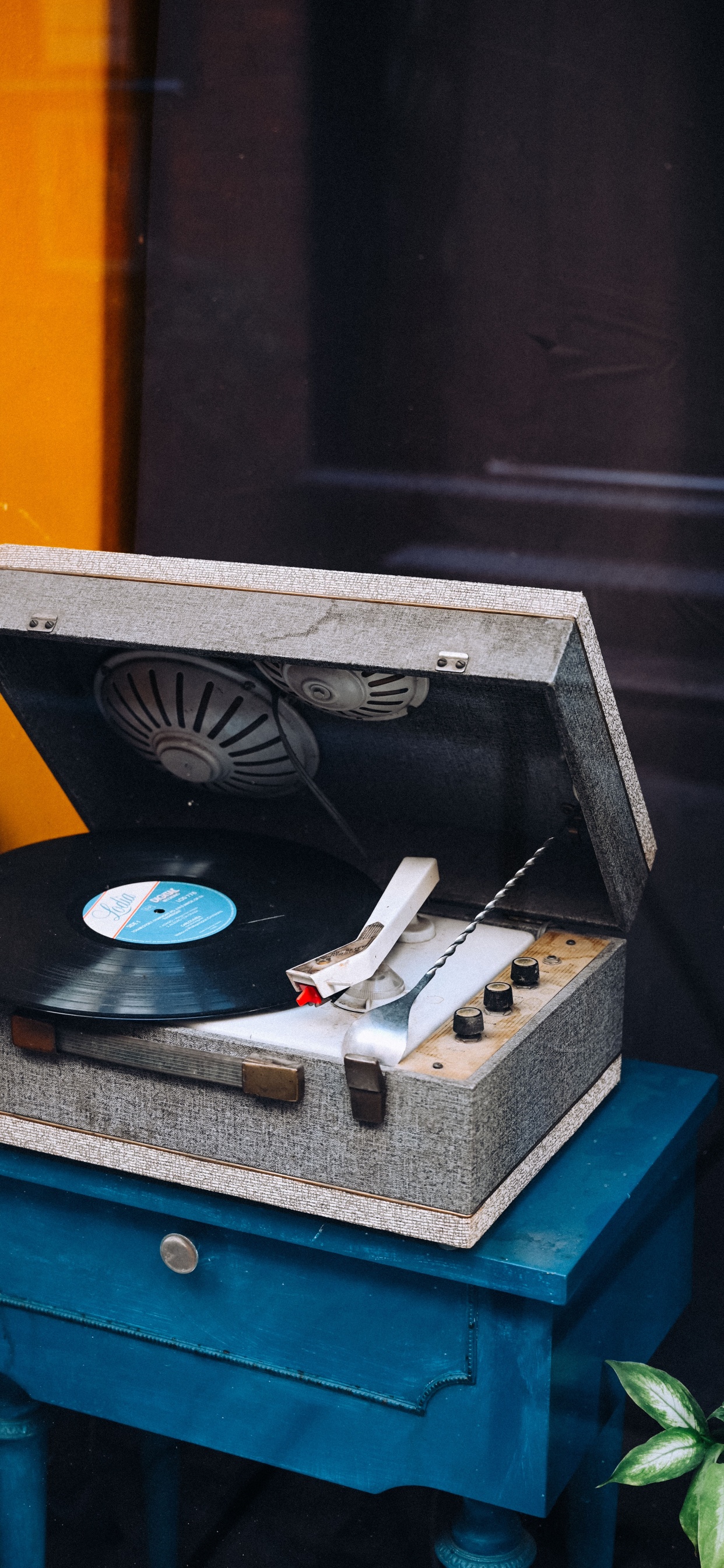 Room, Furniture, Still Life, Gas, Table. Wallpaper in 1242x2688 Resolution