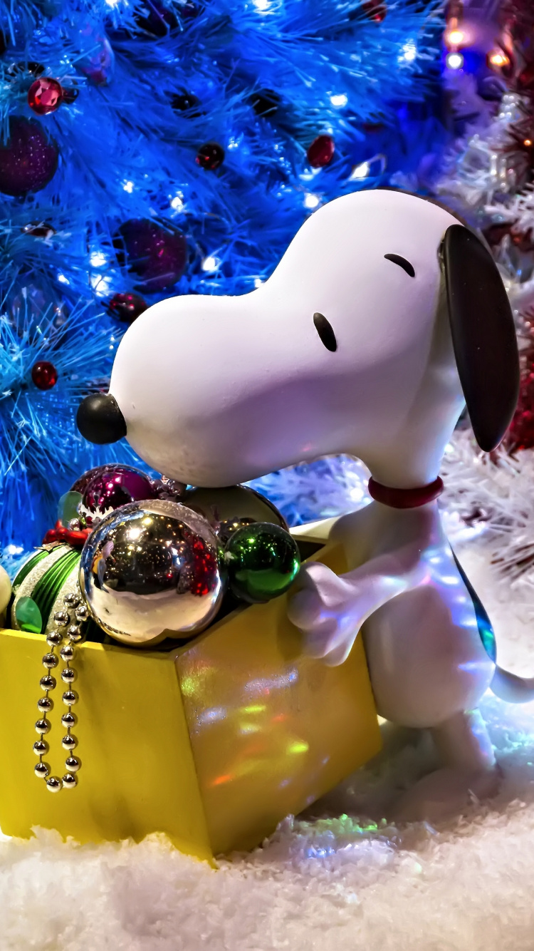 Snoopy, Charlie Brown, El Día De Navidad, Nochevieja, Decoración de la Navidad. Wallpaper in 750x1334 Resolution