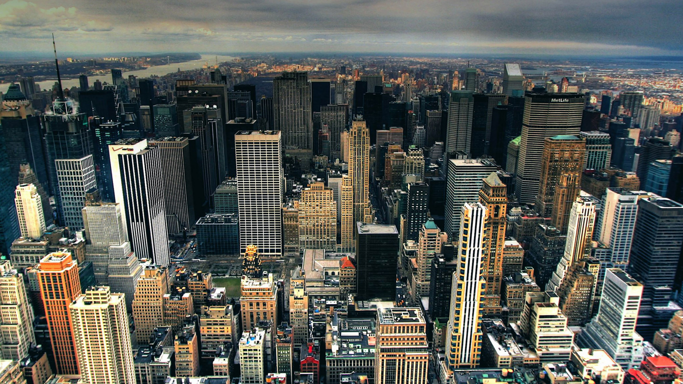 Vista Aérea de Los Edificios de la Ciudad Durante el Día.. Wallpaper in 1366x768 Resolution