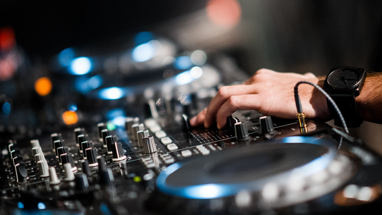 Mezclador de DJ, Turntablism, Disc Jockey, Electrónica, Deejay. Wallpaper in 1280x720 Resolution