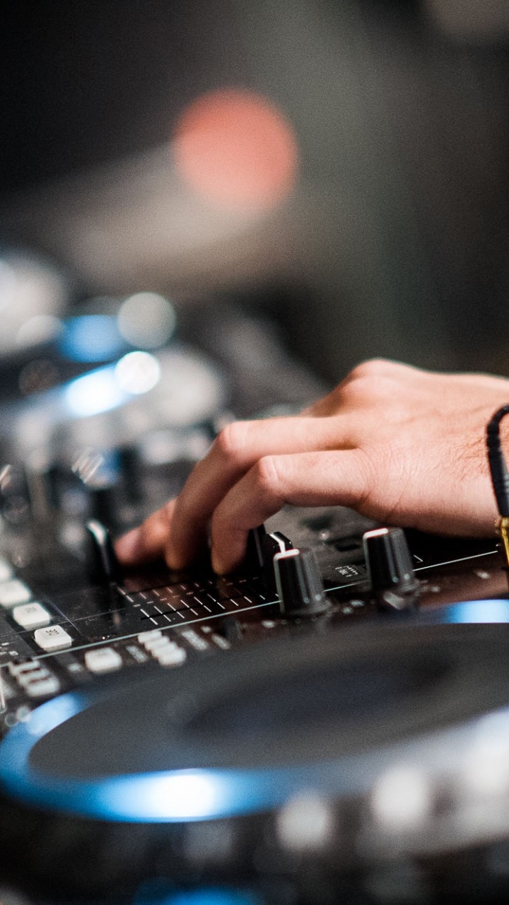 DJ Mixer, Turntablism, Disc Jockey, Electronics, Deejay. Wallpaper in 720x1280 Resolution