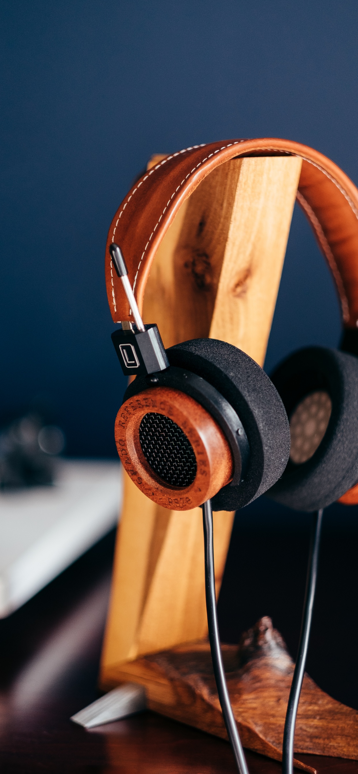 小工具, 音频设备, 耳机, 电子设备, 耳朵 壁纸 1242x2688 允许