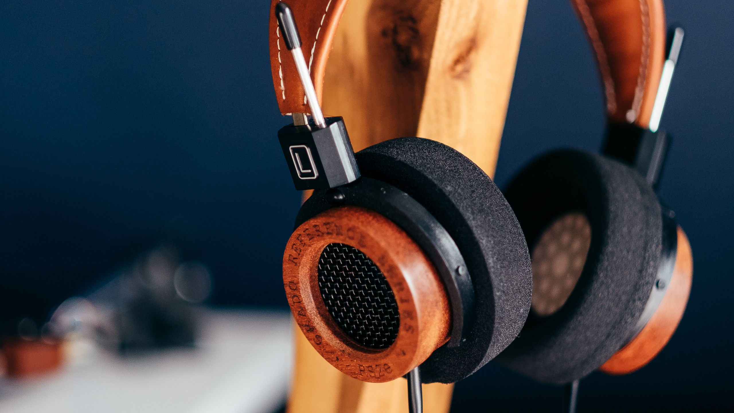 小工具, 音频设备, 耳机, 电子设备, 耳朵 壁纸 2560x1440 允许