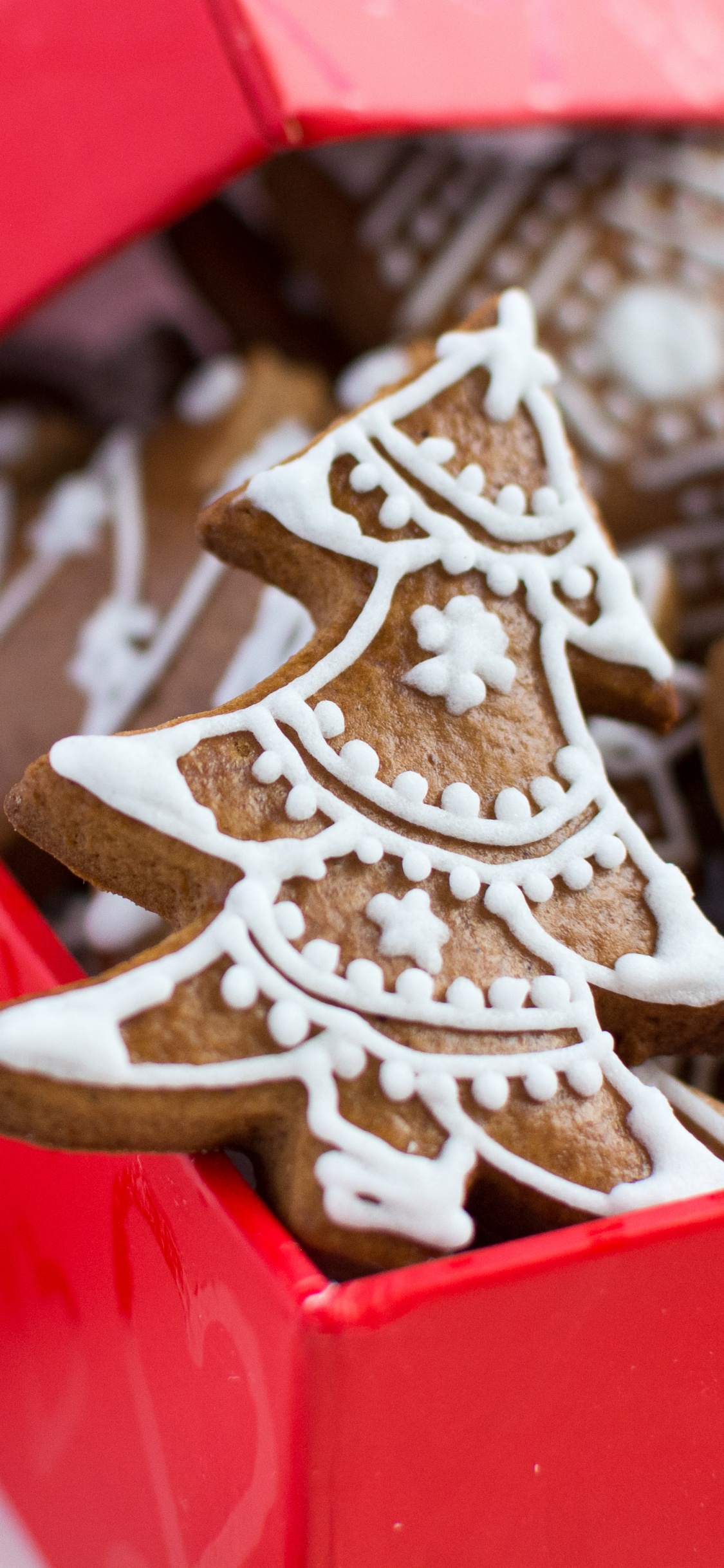 Baking, Gingerbread, Cookie, Gingerbread Man, Christmas Day. Wallpaper in 1125x2436 Resolution