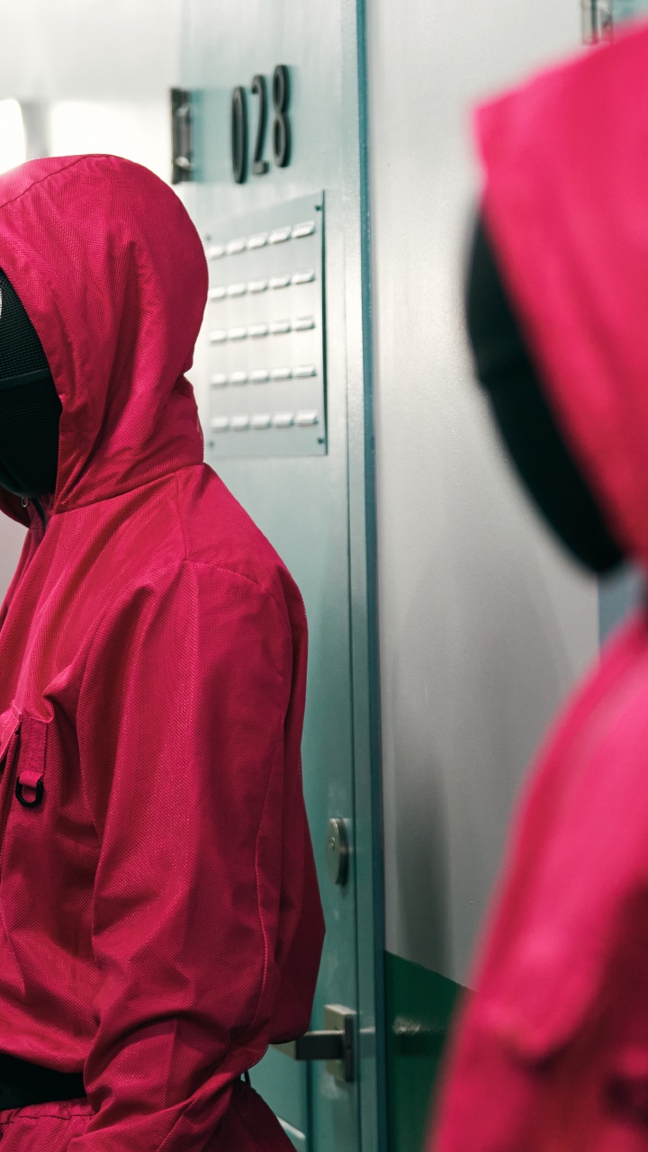 Squid Game, 这是 Sae-byeok, Netflix, 外套, 紫色的 壁纸 720x1280 允许