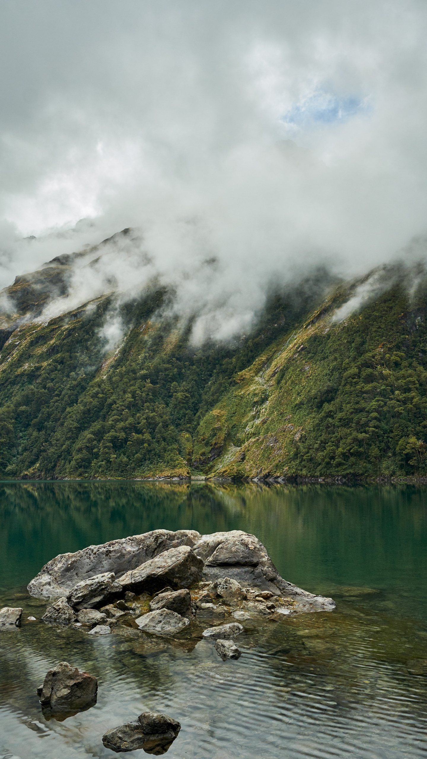 Montaña, Montaje de Escenografía, Lago, Naturaleza, Paisaje Natural. Wallpaper in 1440x2560 Resolution