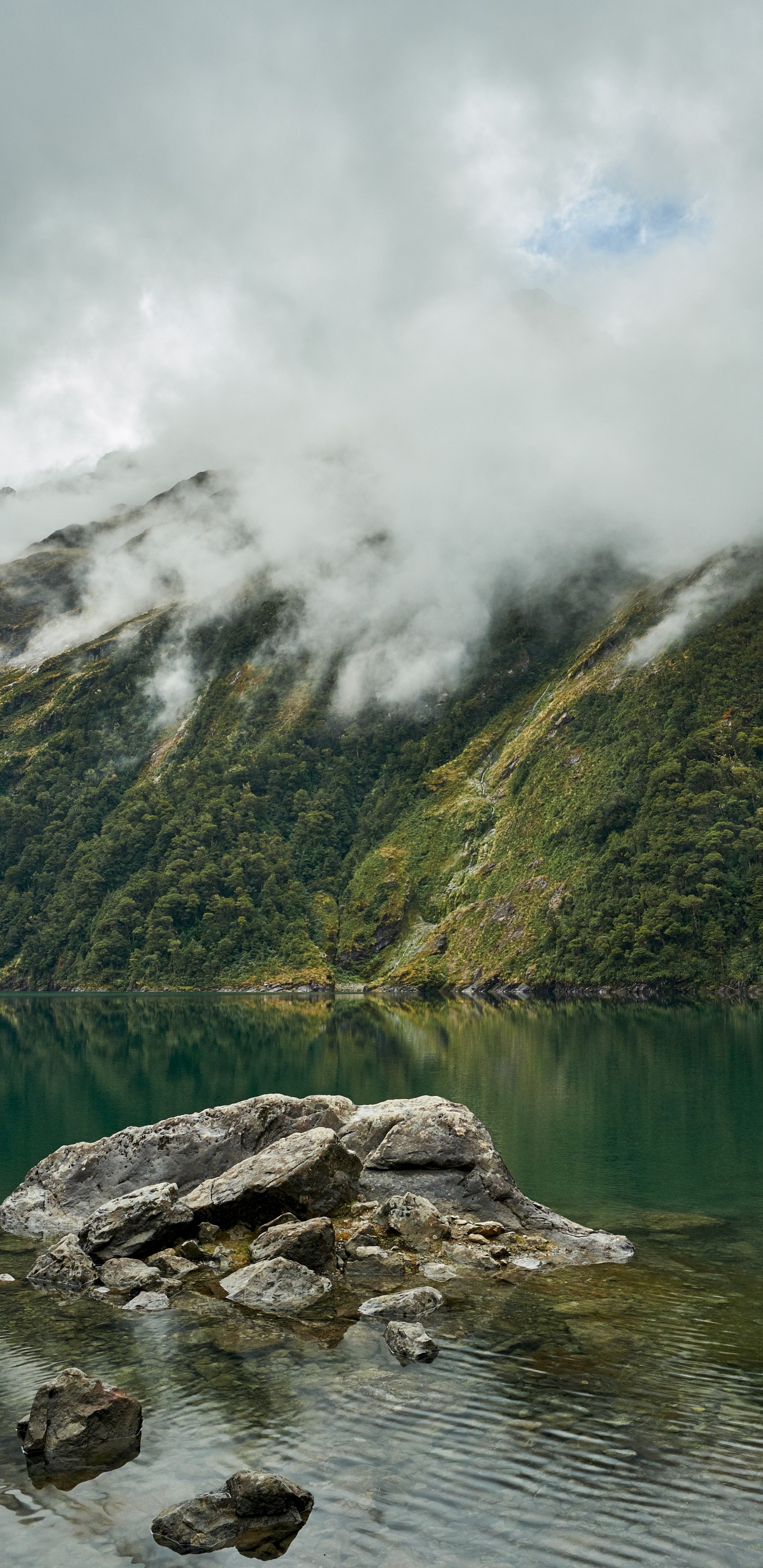 Mount Scenery, See, Natur, Naturlandschaft, Wasserressourcen. Wallpaper in 1440x2960 Resolution