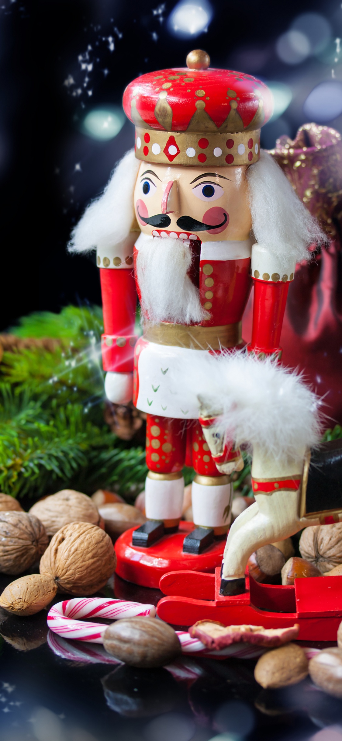 Weihnachten, Nussknacker, Weihnachtsdekoration. Wallpaper in 1125x2436 Resolution