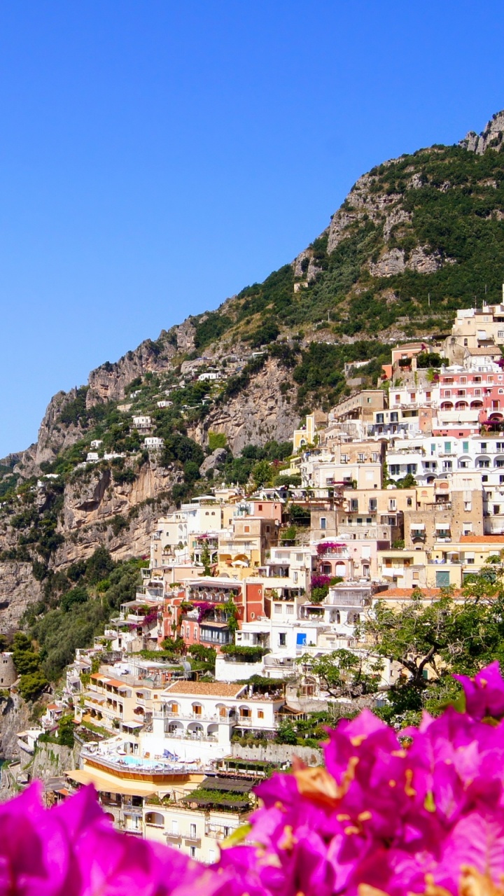Houses on Mountain Near Body of Water During Daytime. Wallpaper in 720x1280 Resolution