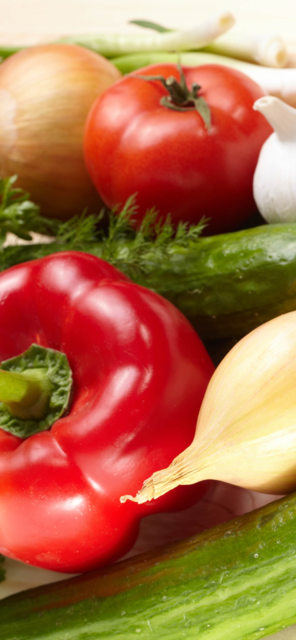 Tomate Rouge et Piment Vert. Wallpaper in 1242x2688 Resolution