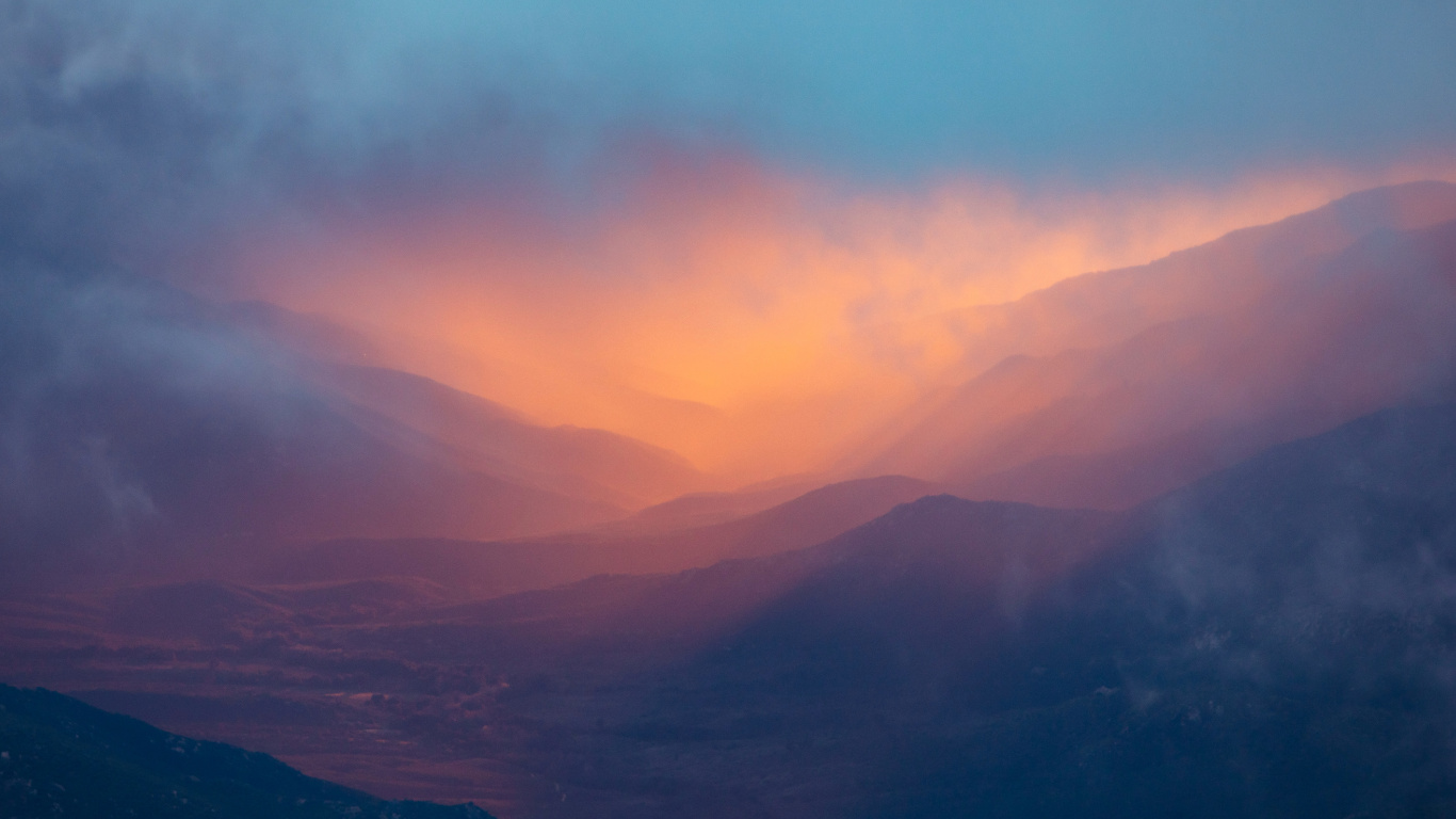 ta Xua Nature Reserve, West Los Angeles Buddhist Temple, Cloud, Atmosphere, Mountain. Wallpaper in 1366x768 Resolution