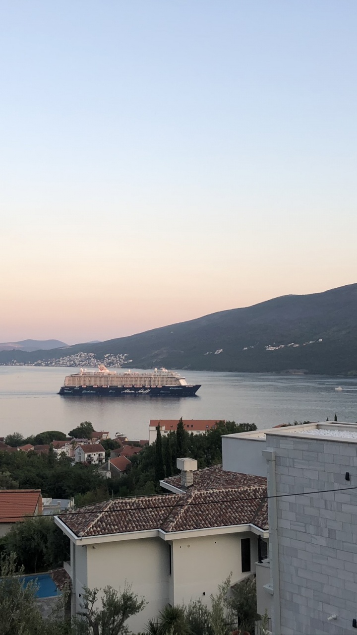 Water, Fjord, Real Estate, Lough, Mountainous Landforms. Wallpaper in 720x1280 Resolution
