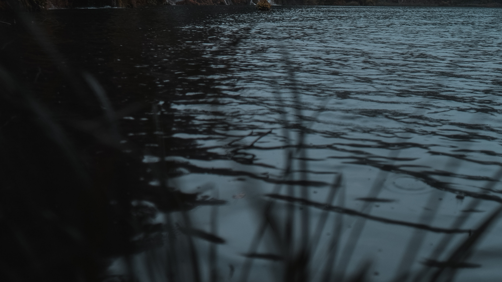 Body of Water Near Mountain During Daytime. Wallpaper in 1920x1080 Resolution