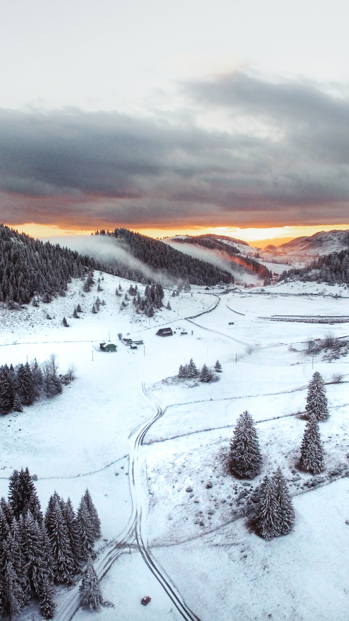 Neige, Hiver, Les Reliefs Montagneux, Paysage Naturel, Congélation. Wallpaper in 1440x2560 Resolution