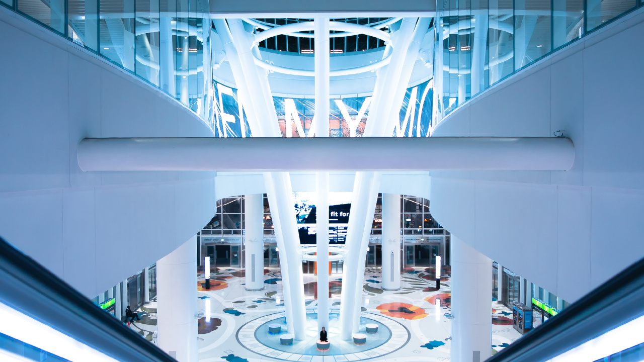 White and Brown Train Station. Wallpaper in 1280x720 Resolution