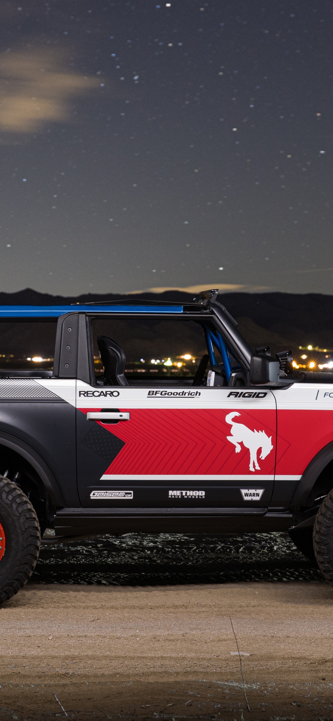 Ford, Ford Bronco, Ford Motor Company, Cars, Off Road Racing. Wallpaper in 1125x2436 Resolution