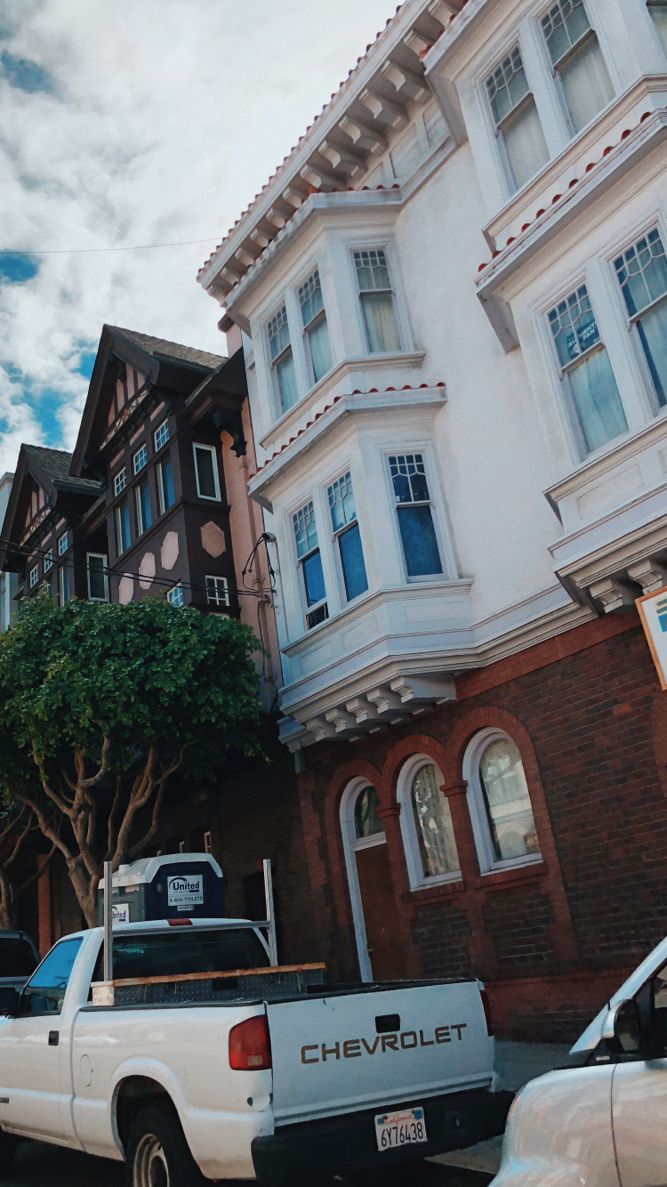 Familienauto, König, Fenster, Mitte Größe Auto, Kleinwagen. Wallpaper in 750x1334 Resolution