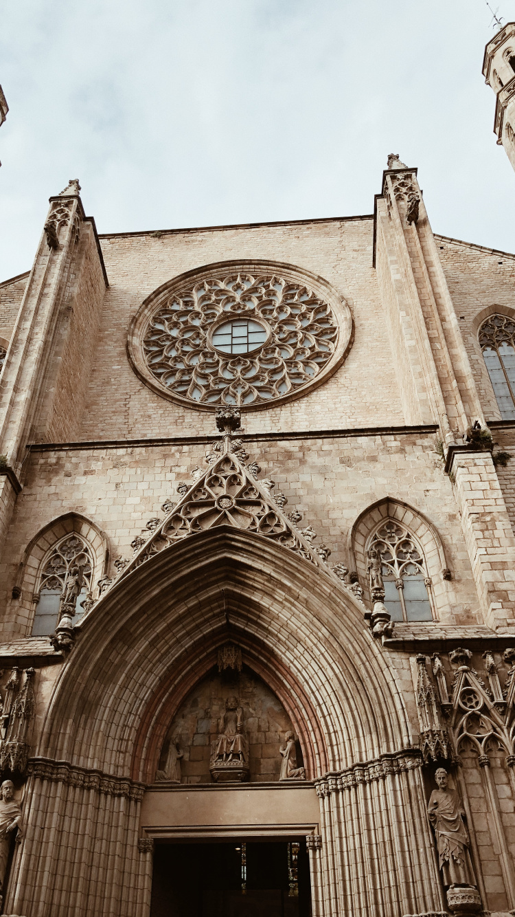 Santa Maria Del Mar., Mittelalter, Basilika Santa Maria Del Mar., Mittelalterliche Architektur, Architektur. Wallpaper in 750x1334 Resolution