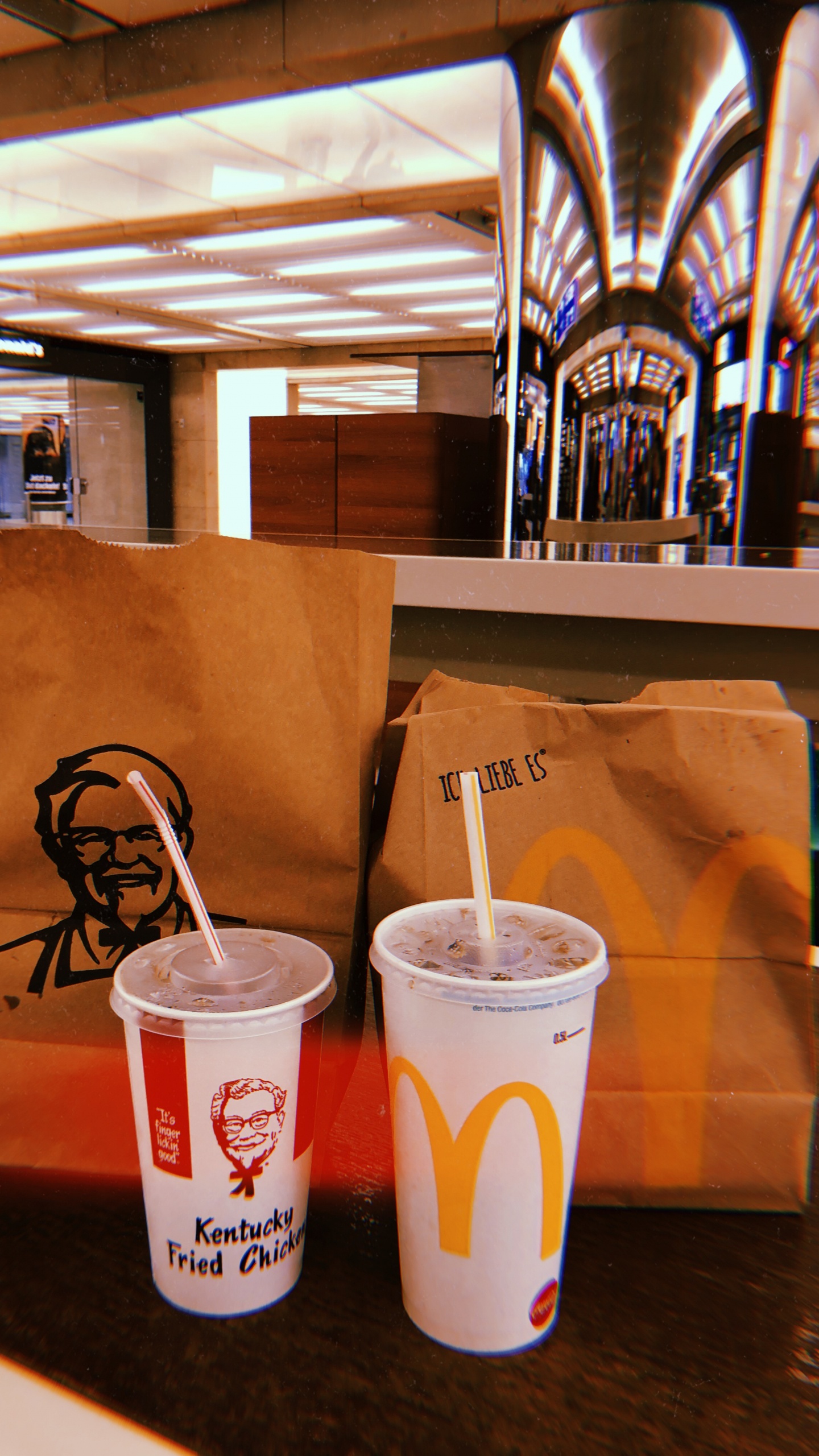 Kentucky Fried Chicken, Kfc, Cafe, Drinking Straw, Ceiling. Wallpaper in 1440x2560 Resolution