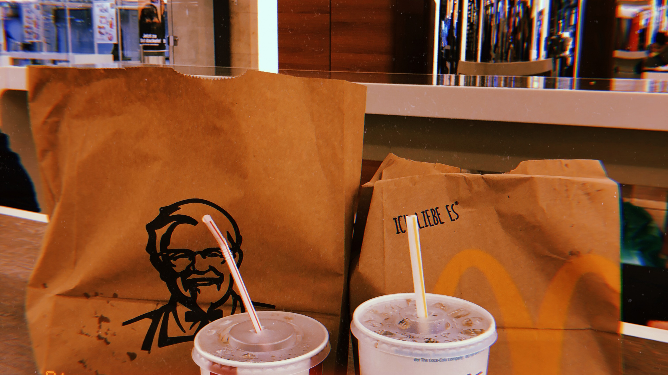 Kentucky Fried Chicken, Kfc, Cafe, Drinking Straw, Ceiling. Wallpaper in 2560x1440 Resolution