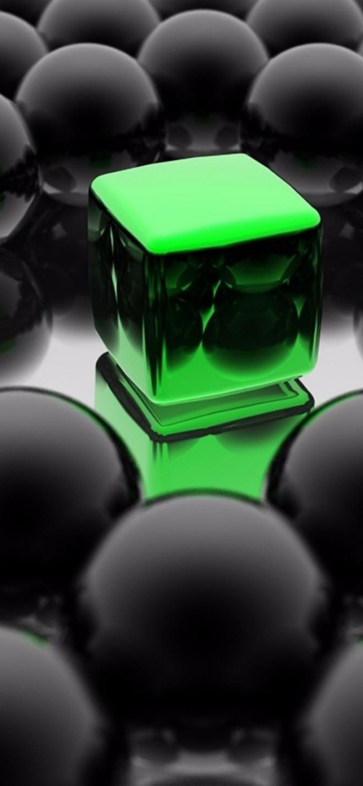 Jouet en Plastique Vert et Noir. Wallpaper in 1242x2688 Resolution