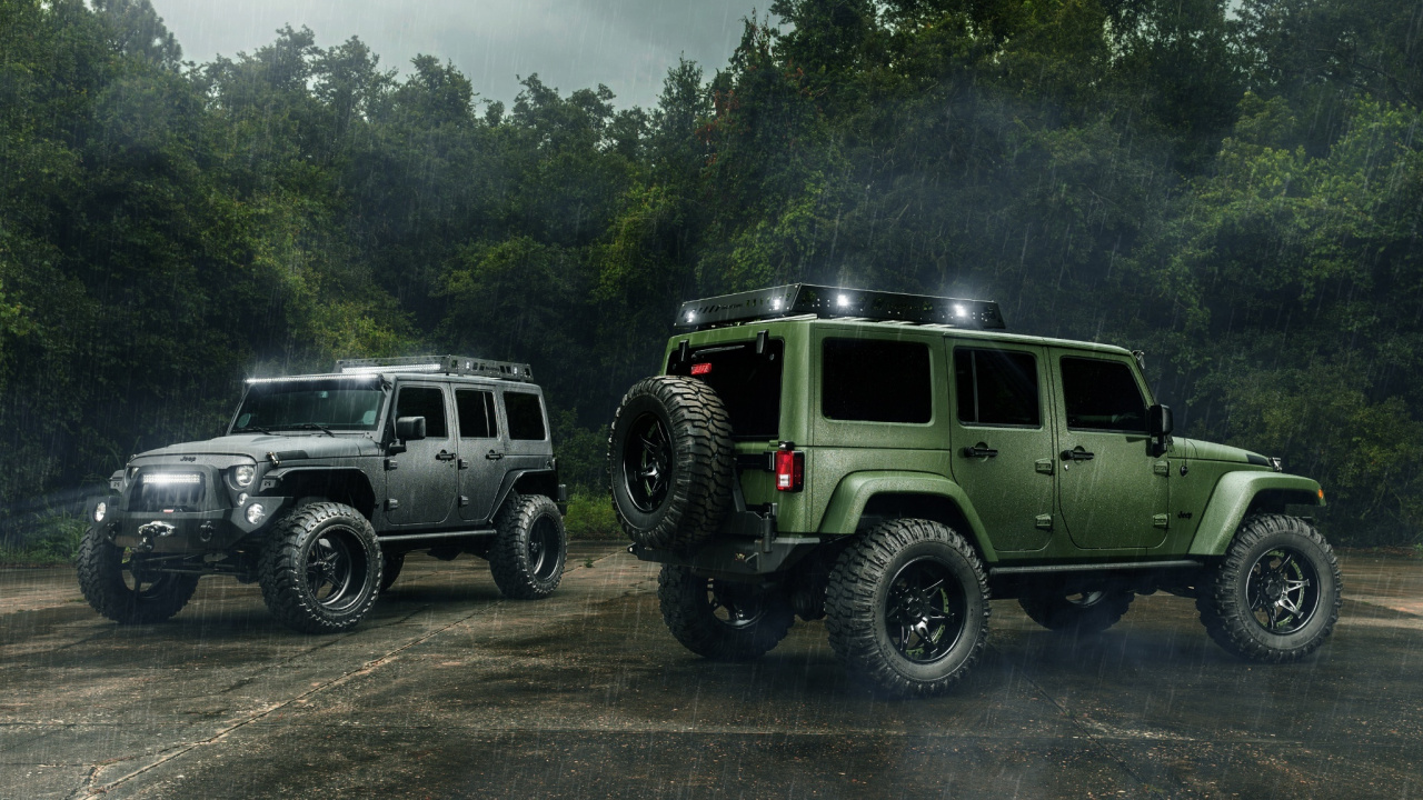 Weißer Und Schwarzer Jeep Wrangler Tagsüber Unterwegs. Wallpaper in 1280x720 Resolution