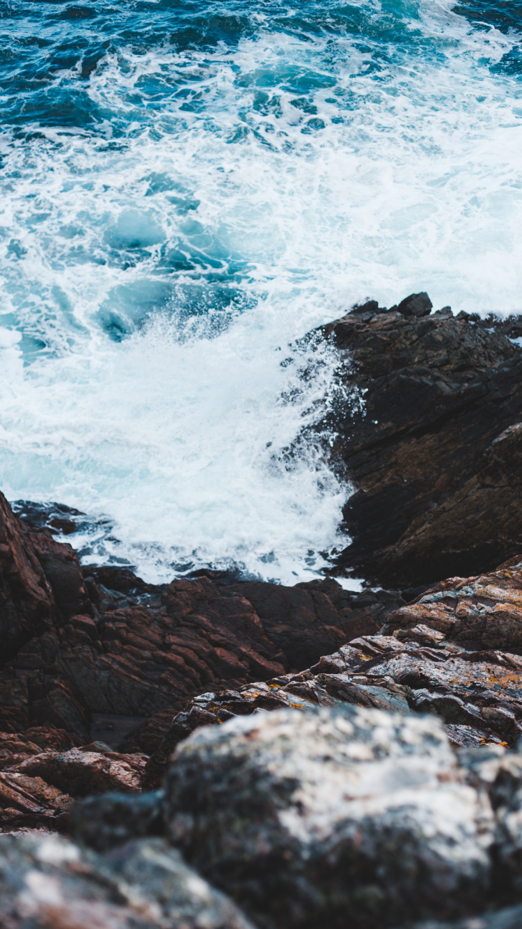 Sea, Water, Wave, Blue, Rock. Wallpaper in 750x1334 Resolution