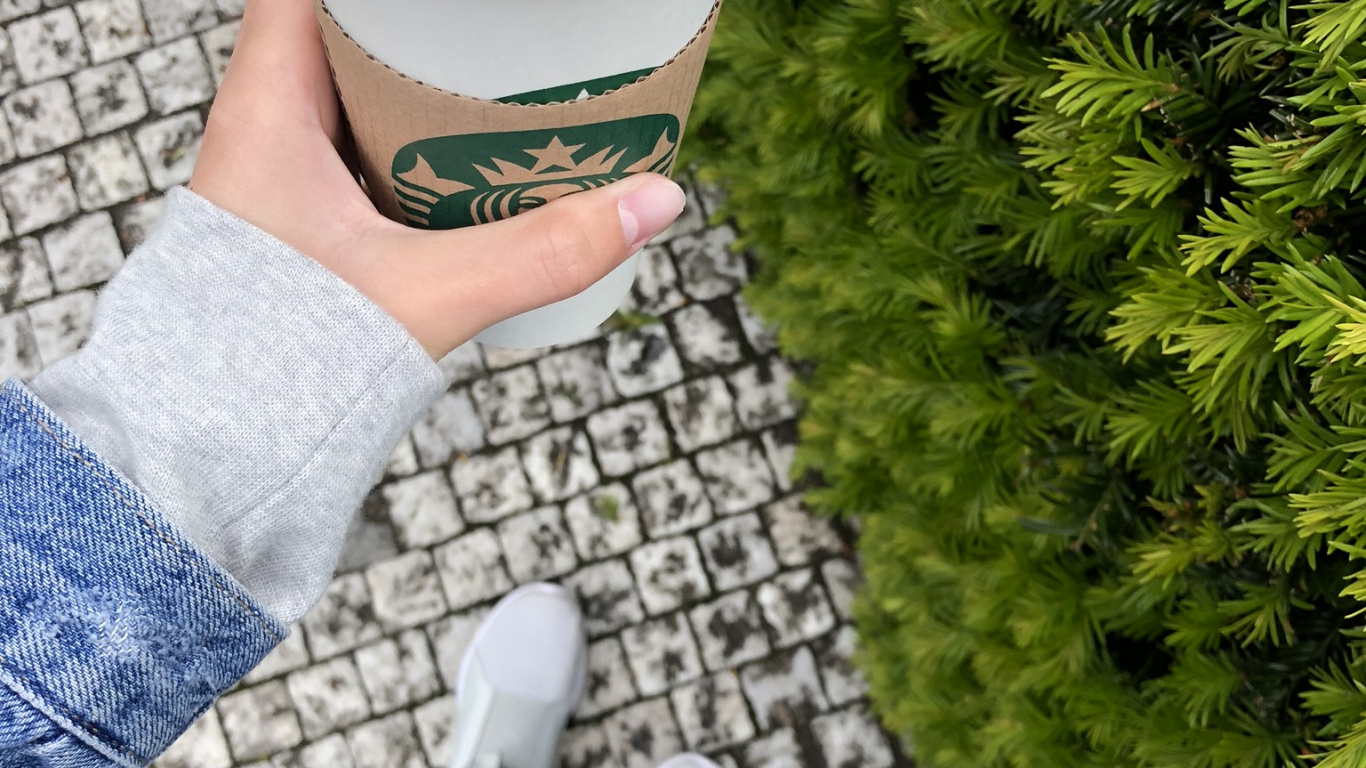 Mezclilla, Jeans, Manga de la Taza de Café, Plastico, Guante. Wallpaper in 1366x768 Resolution