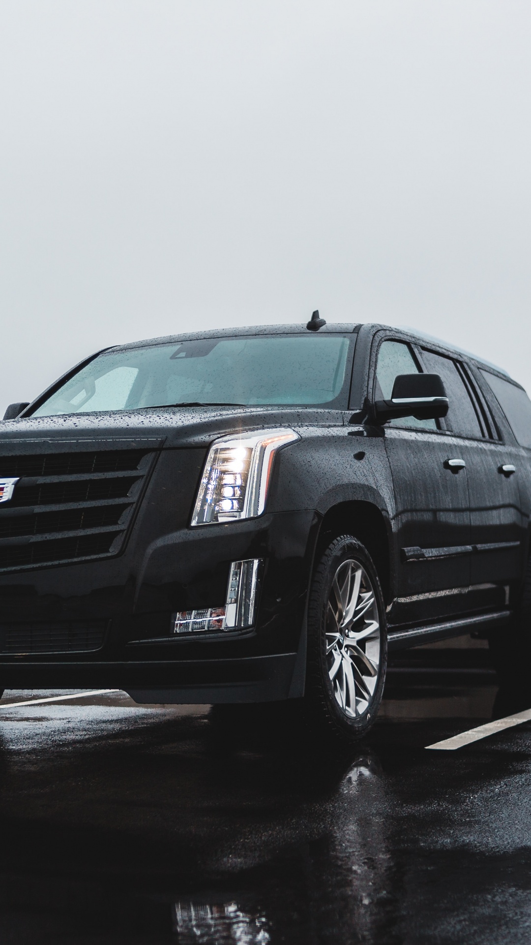 Black Mercedes Benz Sedan on Road During Daytime. Wallpaper in 1080x1920 Resolution