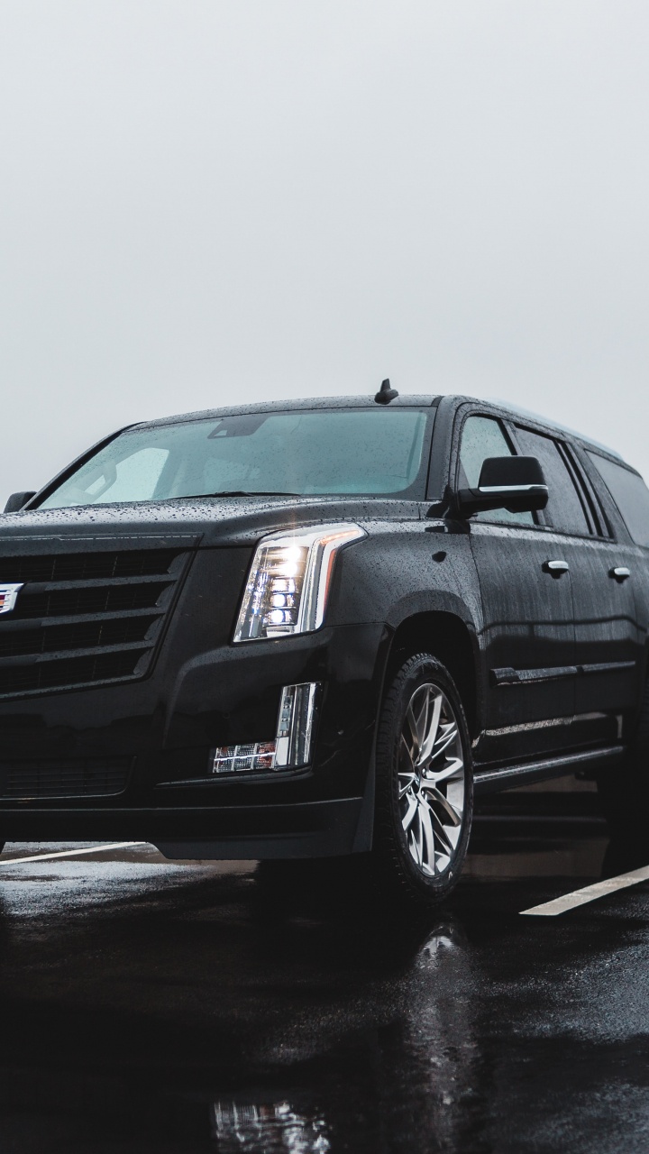 Black Mercedes Benz Sedan on Road During Daytime. Wallpaper in 720x1280 Resolution