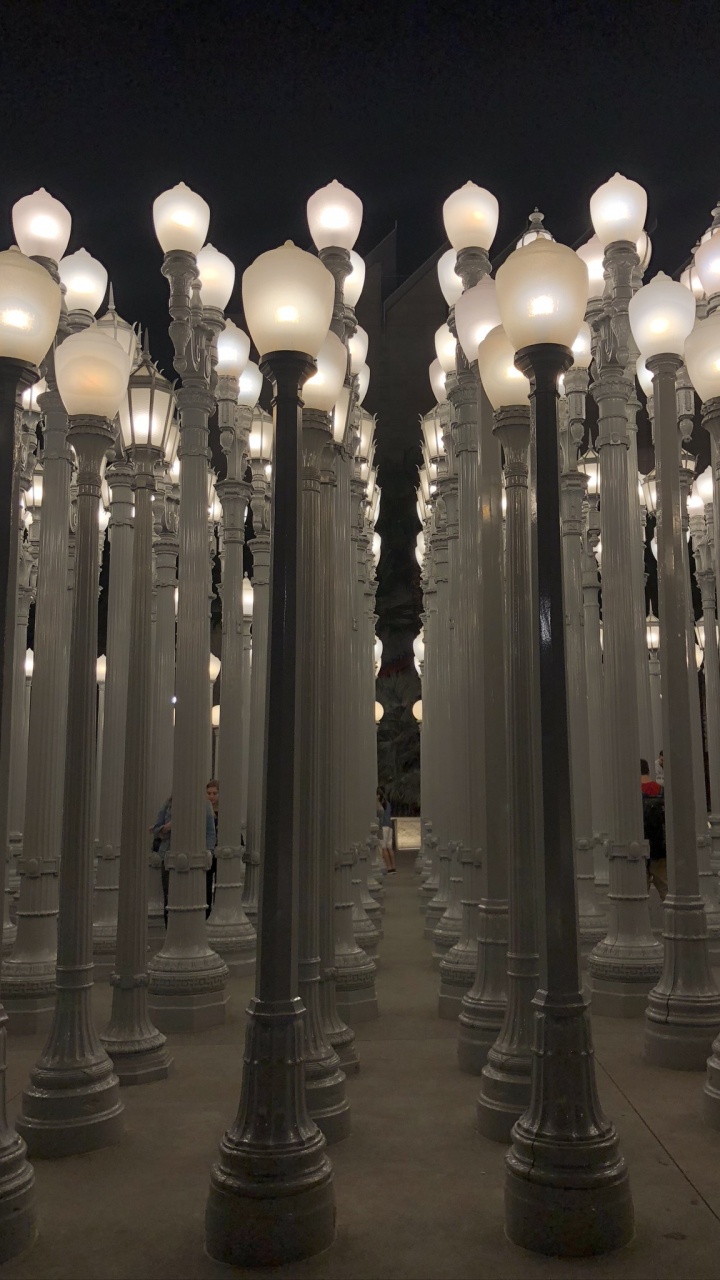 Hollywood, Spalte, Leuchte, Street Light, Physik. Wallpaper in 720x1280 Resolution