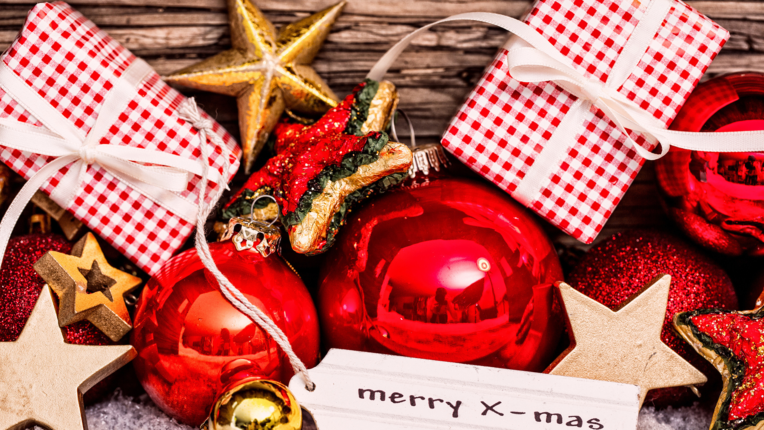 Christmas Day, Christmas Ornament, Christmas Decoration, Christmas, Holiday. Wallpaper in 2560x1440 Resolution