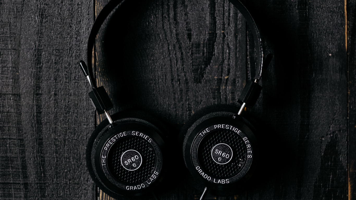 Kopfhörer, Headsets, Schwarz, Audiogeräten, Technologie. Wallpaper in 1366x768 Resolution