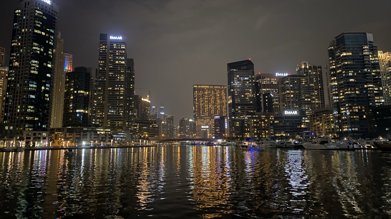 Dubai, Cityscape, Tower Block, Night, City. Wallpaper in 1280x720 Resolution