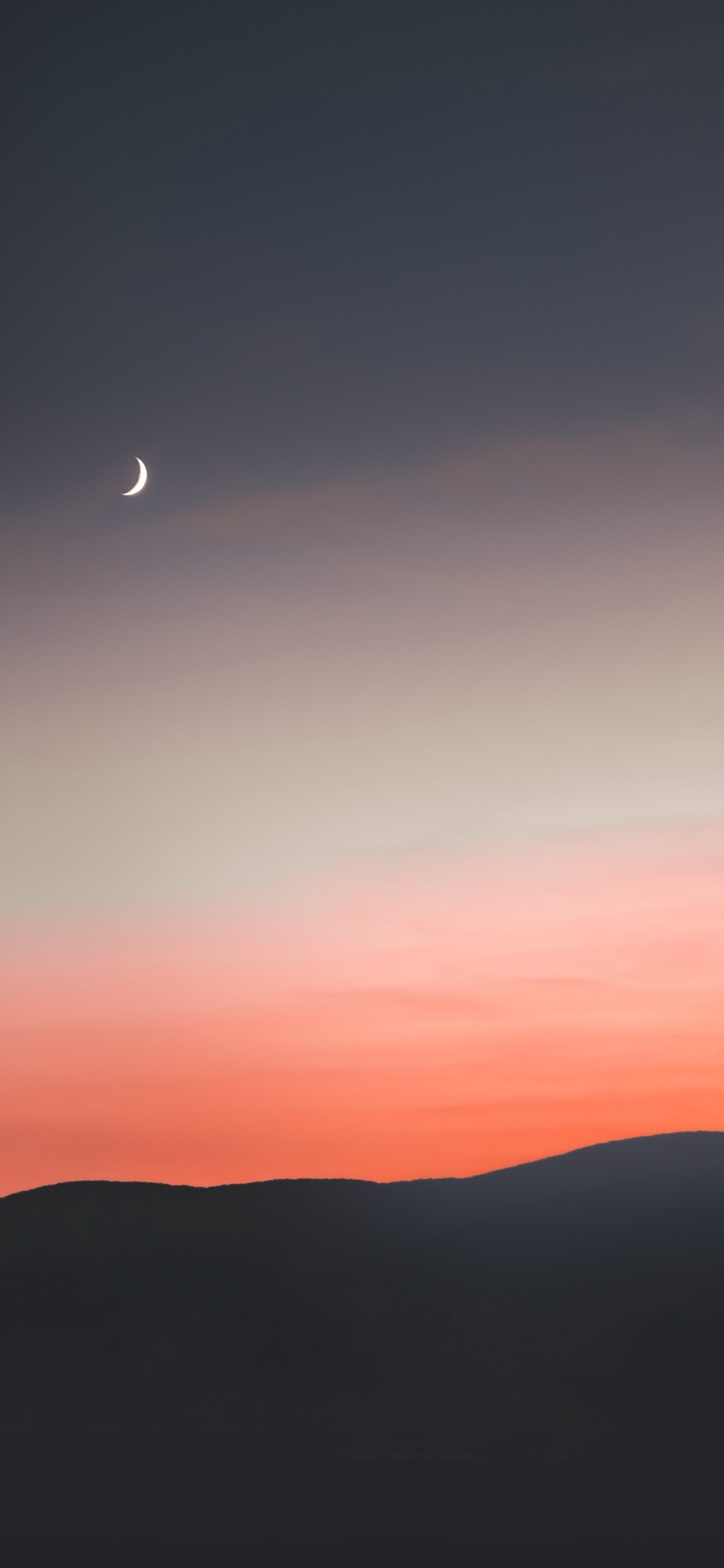 Luna, Puesta, de la Media Luna. Wallpaper in 1125x2436 Resolution