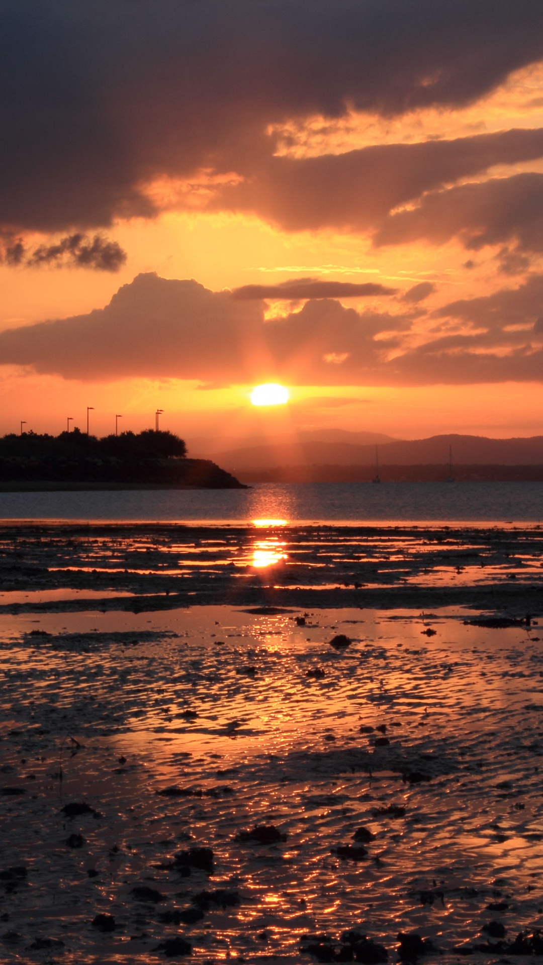 Atardecer, Reflexión, Afterglow, Puesta, Cuerpo de Agua. Wallpaper in 1080x1920 Resolution