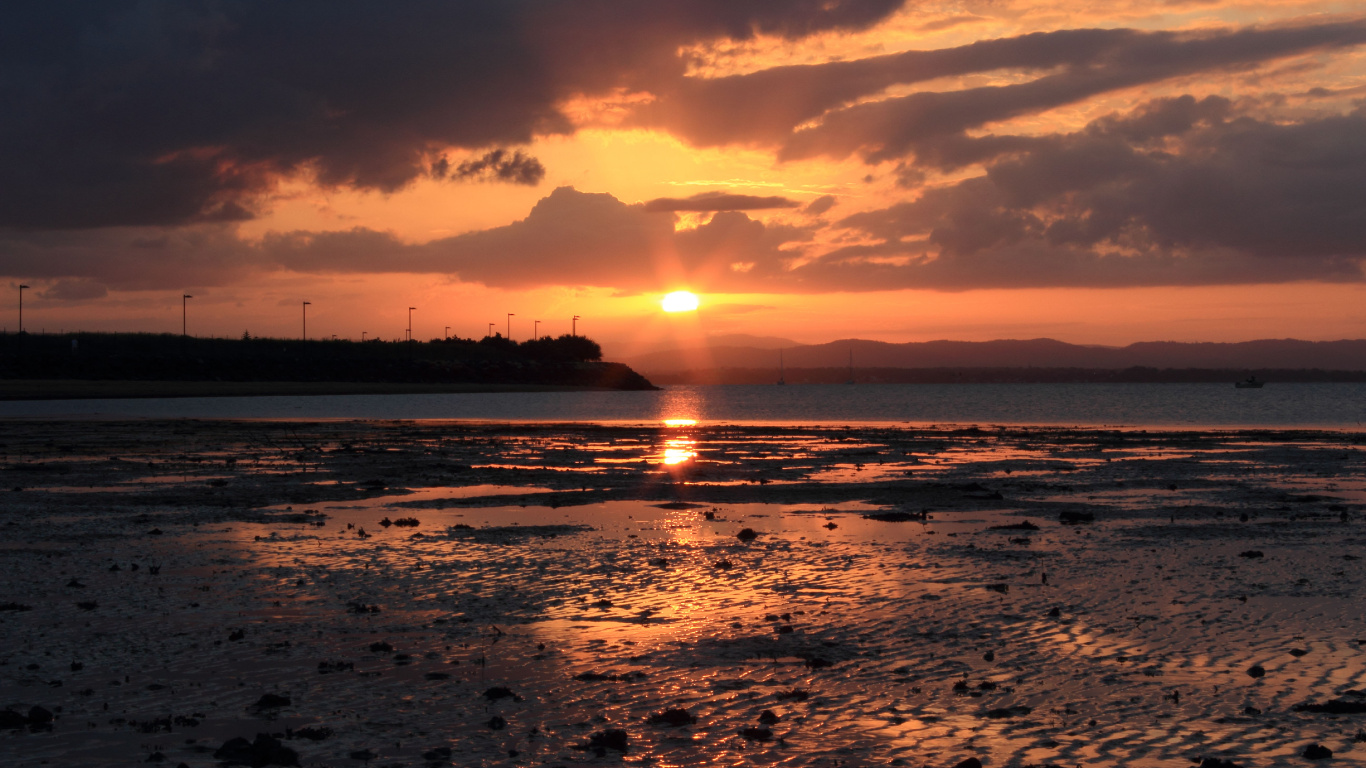 Himmel, Reflexion, Horizont, Cloud, Sonnenaufgang. Wallpaper in 1366x768 Resolution