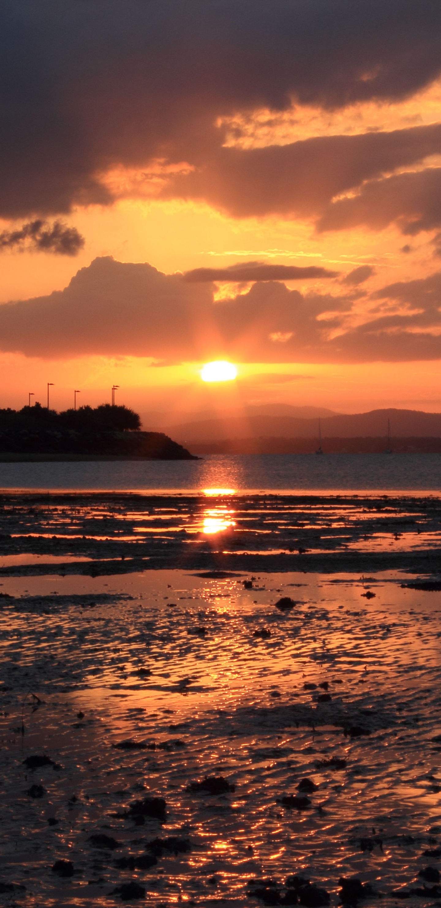 Sky, Dusk, Reflection, Horizon, Cloud. Wallpaper in 1440x2960 Resolution