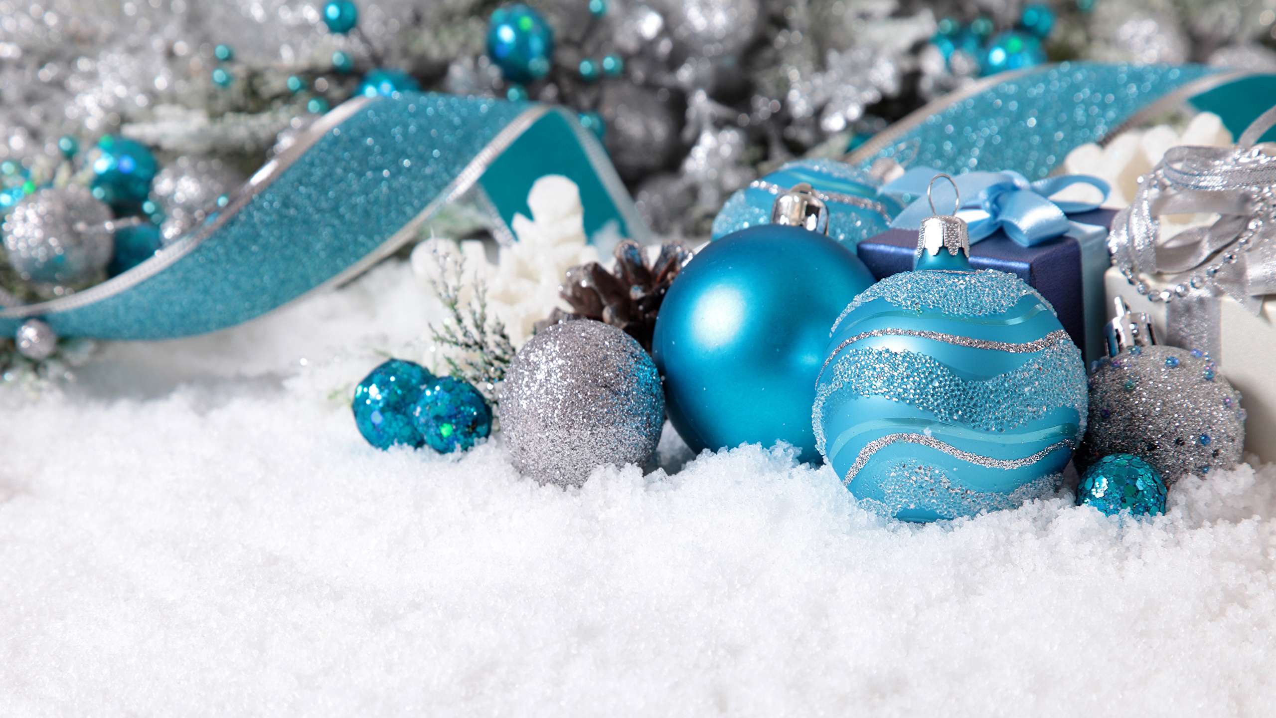 El Día De Navidad, Azul, Turquesa, Adorno de Navidad, Decoración de la Navidad. Wallpaper in 2560x1440 Resolution