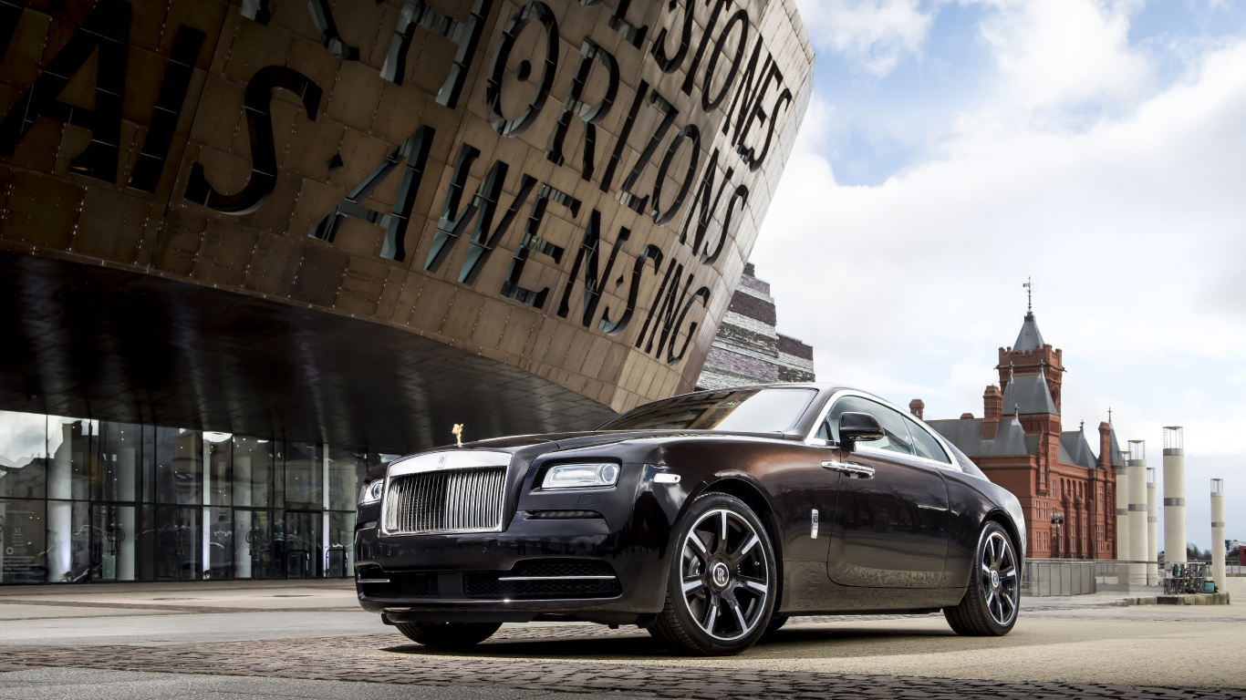 BMW M 3 Coupe Negro Estacionado Junto a la Pared Con Graffiti. Wallpaper in 1366x768 Resolution