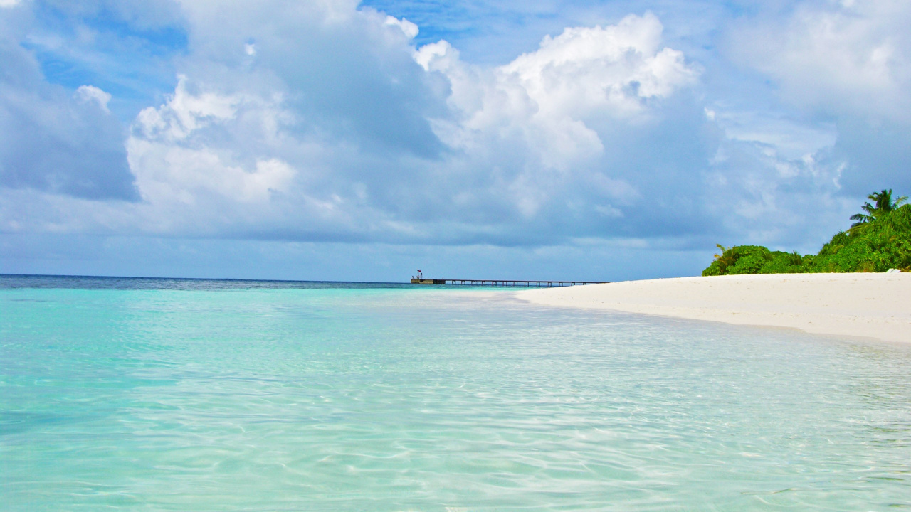 White Boat on Sea Under Blue Sky and White Clouds During Daytime. Wallpaper in 1280x720 Resolution