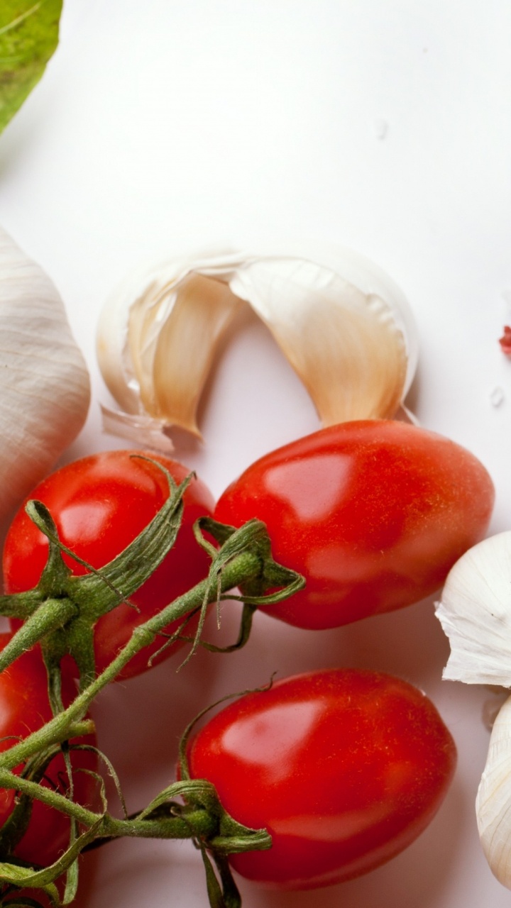 Roter Und Weißer Knoblauch Und Knoblauch. Wallpaper in 720x1280 Resolution