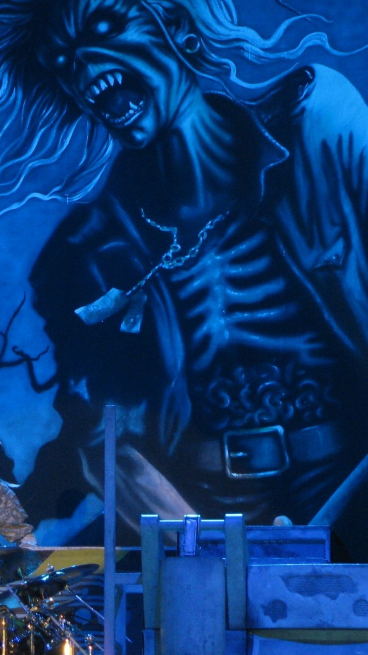 Iron Maiden, Heavy Metal, Rendimiento, Azul, Etapa. Wallpaper in 750x1334 Resolution
