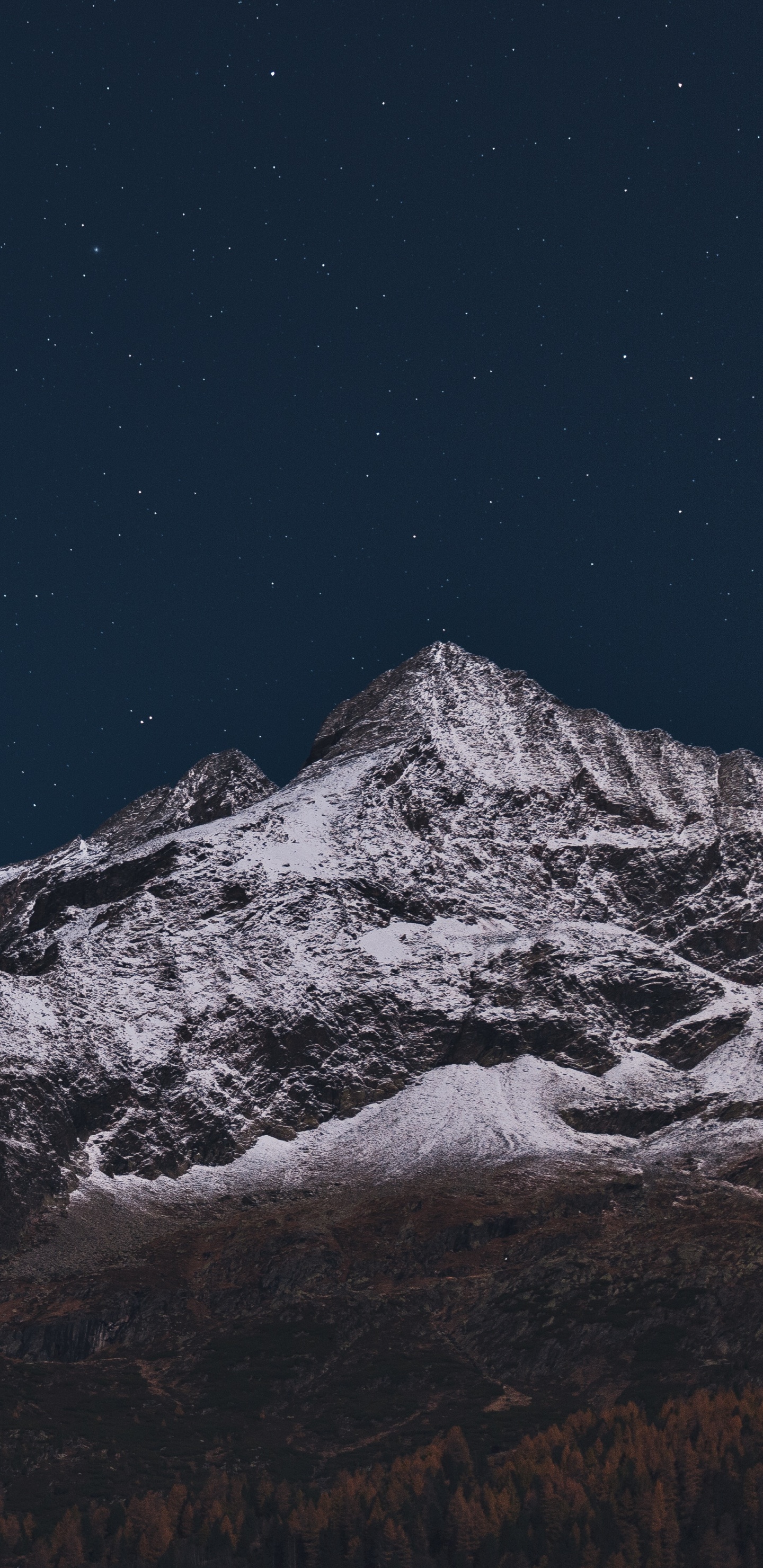 Nacht, Bergkette, Bergigen Landschaftsformen, Alpen, Massivs. Wallpaper in 1440x2960 Resolution