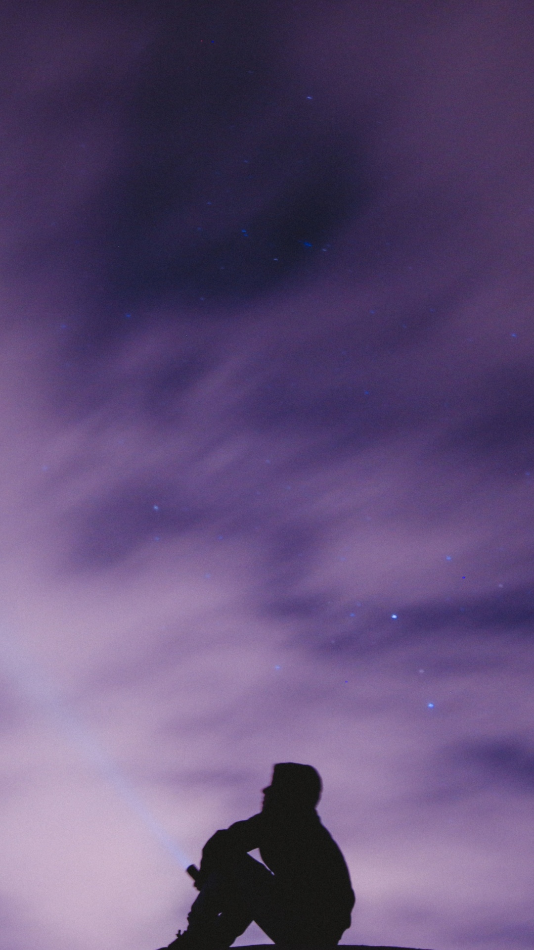 Silhouette of Man and Woman Under Dark Sky. Wallpaper in 1080x1920 Resolution